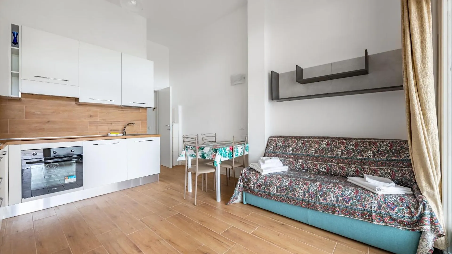Deiva Marina Sea House! Functional Apartment 0*, Deiva Marina
