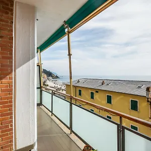 Sea View Flat With Garage Appartamento