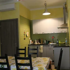 Apartment 50mt Dal Mare E Dalla Stazione, Deiva Marina